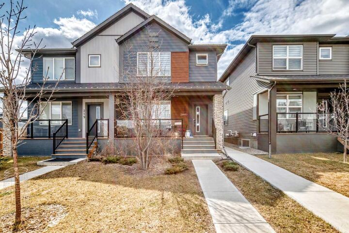 223 Wolf Creek Avenue SE — photo 1