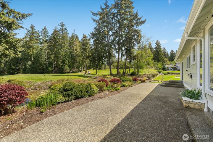 Property Photo:  4036  Campus Green Drive NE  WA 98516 