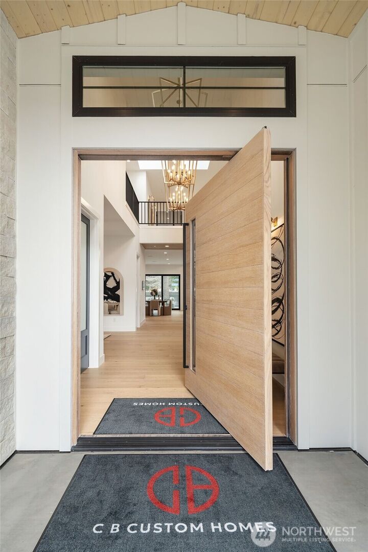 Property Photo:  15134 SE 41st Street  WA 98006 