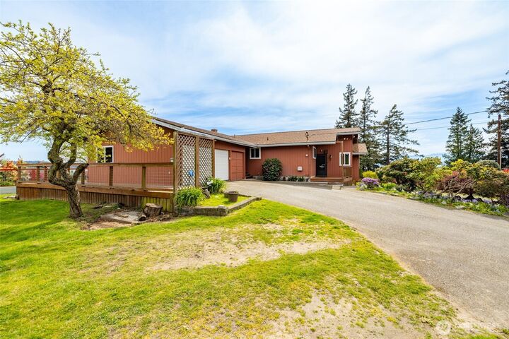 Property Photo:  980  Moonraker Drive  WA 98249 