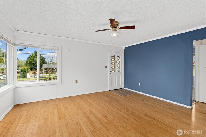 Property Photo:  9055  Yakima Avenue  WA 98444 