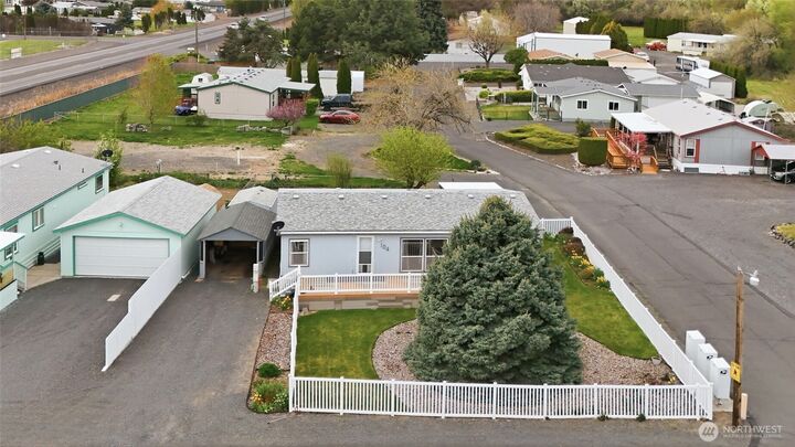 Property Photo: 2285 Basin Street SW 104 WA 98823