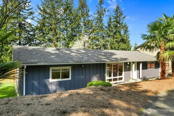Property Photo:  3214  95th Drive SE  WA 98258 