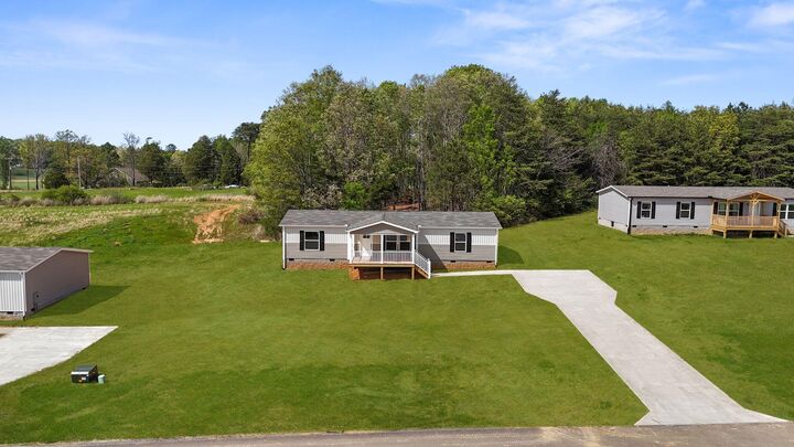 Property Photo:  249 County Road 784A  TN 37331 