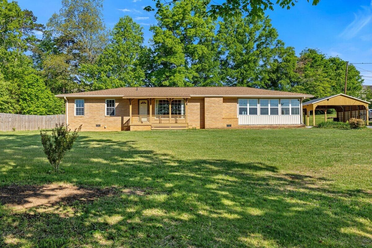 Property Photo:  2612 U.s. 11  TN 37303 