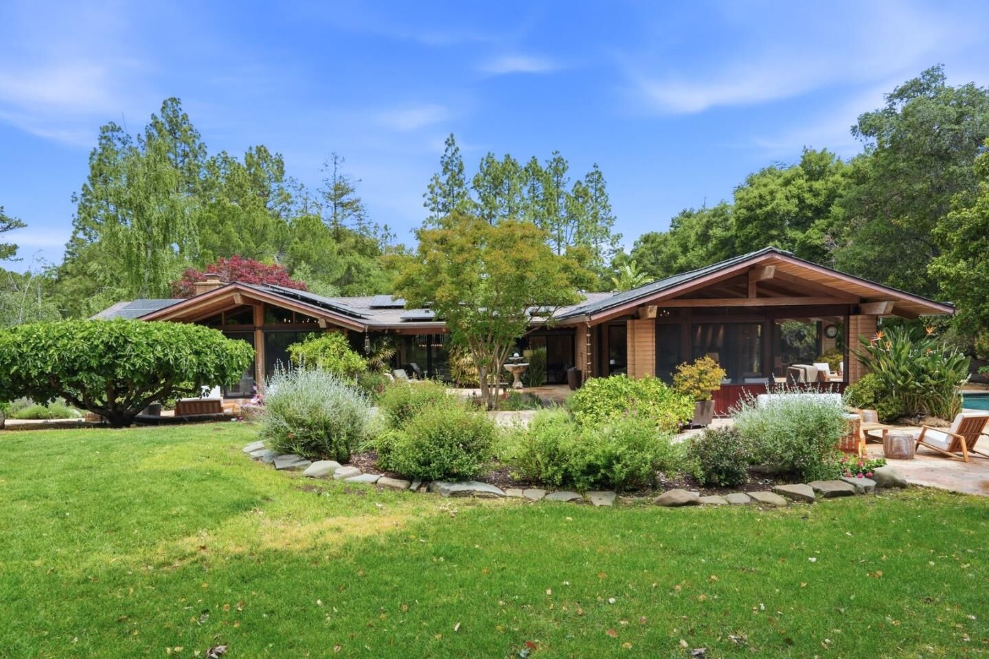 Property Photo:  10340 West Loyola Drive  CA 94024 