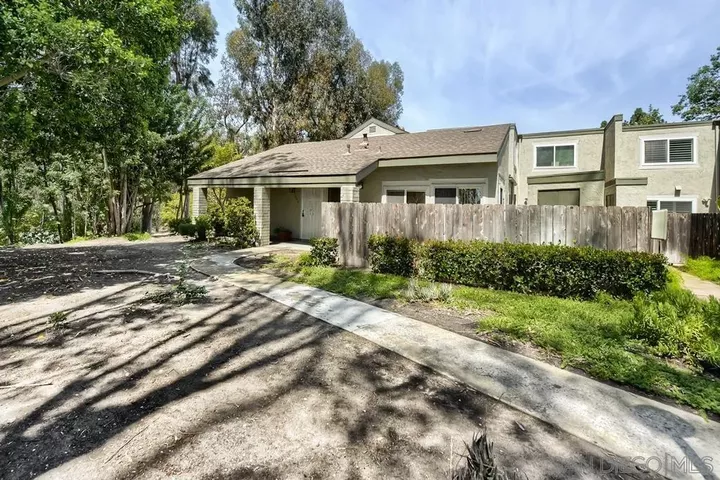 Property Photo:  5009 Ducos Pl  CA 92124 
