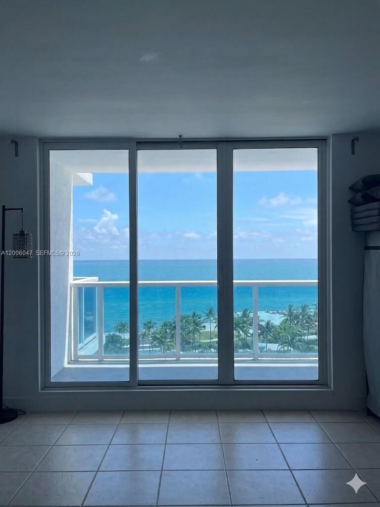 Property Photo:  2301 Collins Ave 840  FL 33139 