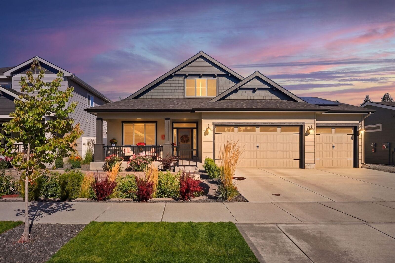 Property Photo:  2121 E 33rd Ave  WA 99203 