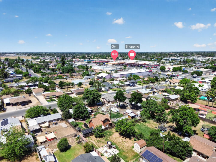 Property Photo:  124 S Maston Street  CA 93257 