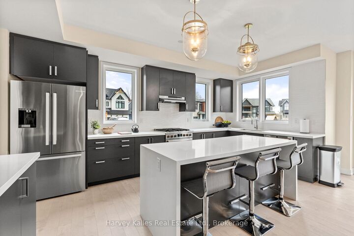 157 Springside Crescent — photo 1