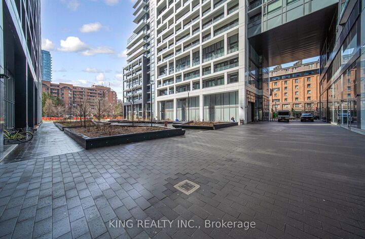Property Photo:  121 Lower Sherbourne Street S 233  ON M5A 1E7 