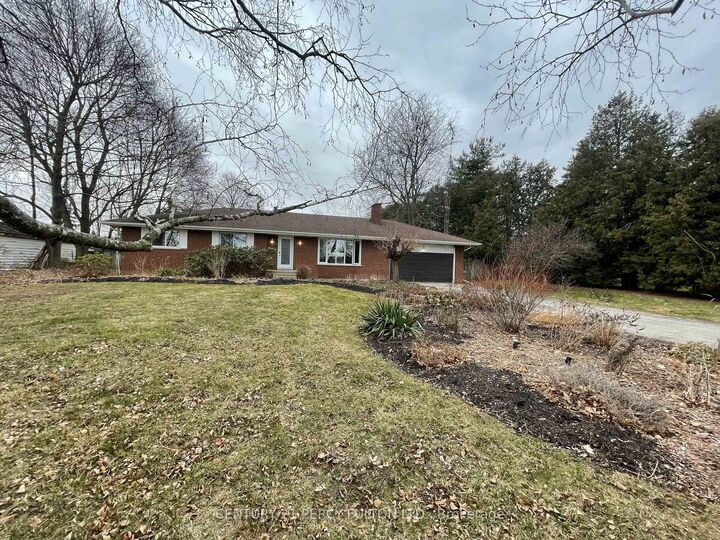 Photo de la propriété:  10208 Tenth Line  ON L0P 1K0 