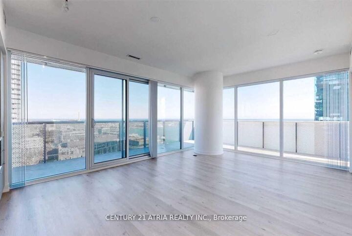 Photo de la propriété:  138 Downes Street 3311  ON M5E 0E4 