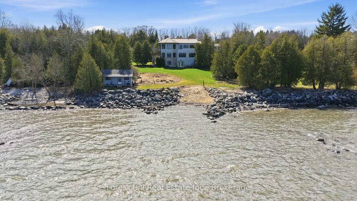 Property Photo: 295 Lakeshore Road N ON N4L 0A7