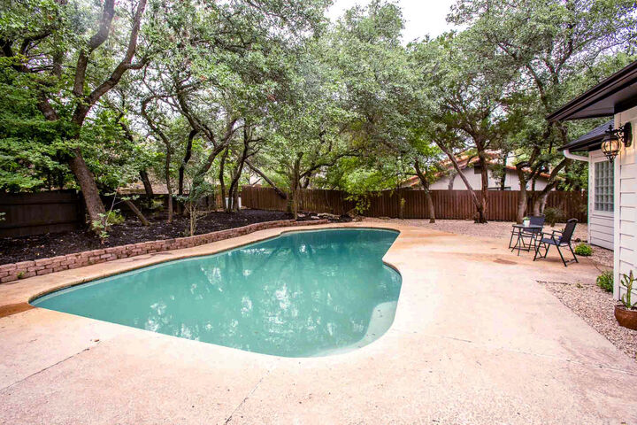 Property Photo:  201 Timpanagos Drive  TX 78734 