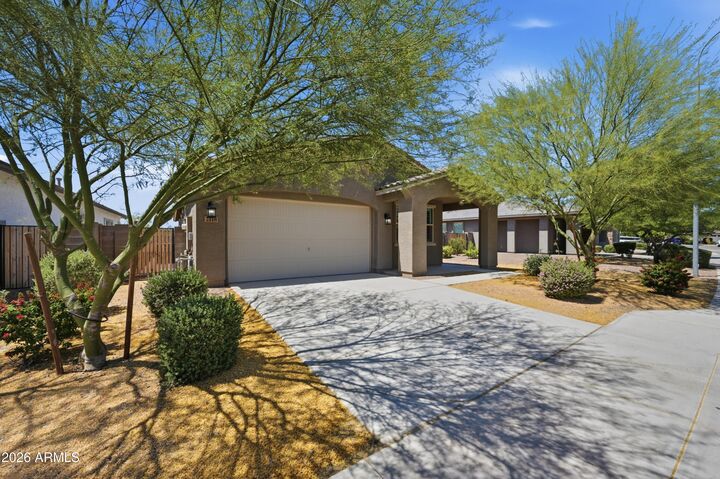 Property Photo:  2118 S 124th Drive  AZ 85323 