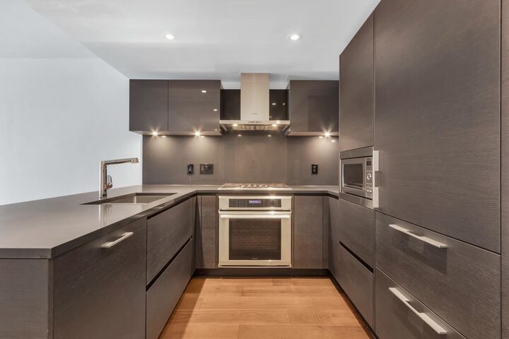 Property Photo: 1571 W 57th Avenue 506 BC V6P 0H7