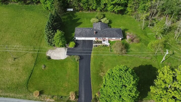 Property Photo:  1516 Quaker Lake Road  PA 18812 
