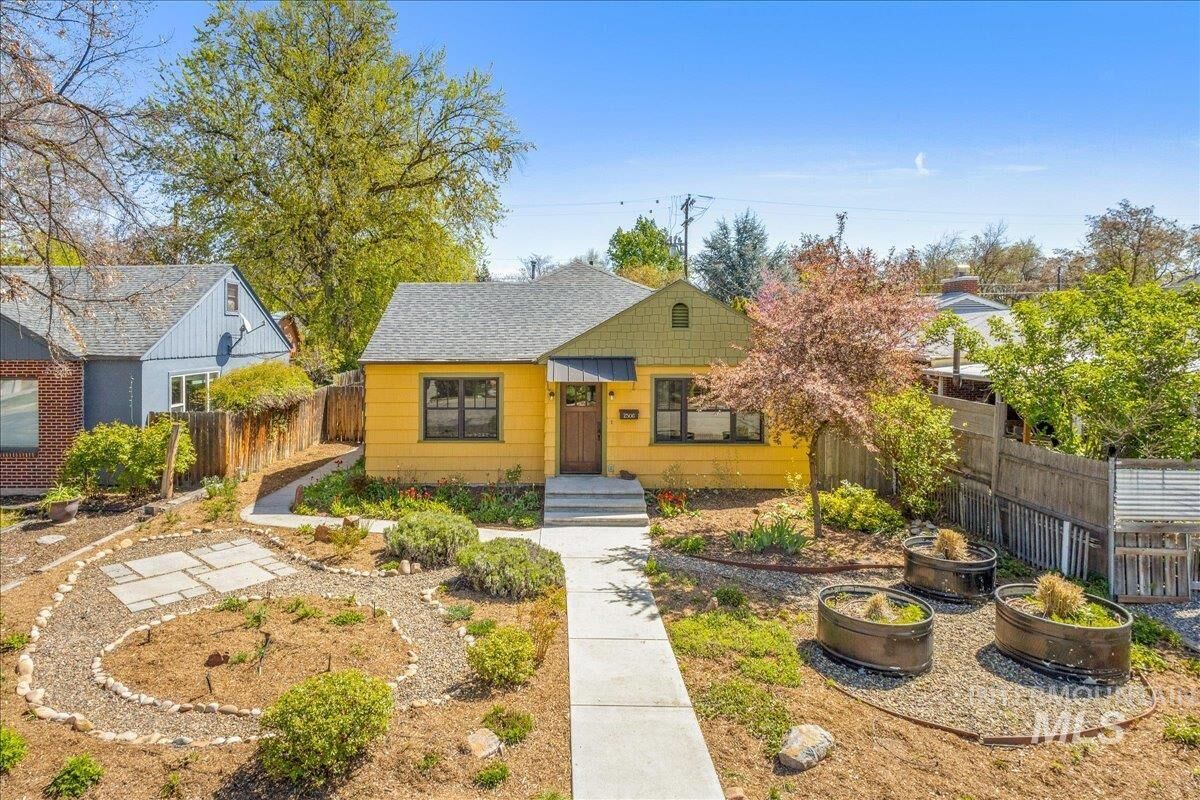 Property Photo:  2506 N 29th Street  ID 83703 