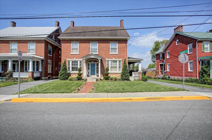 Property Photo:  301 S Washington Street  PA 17225 