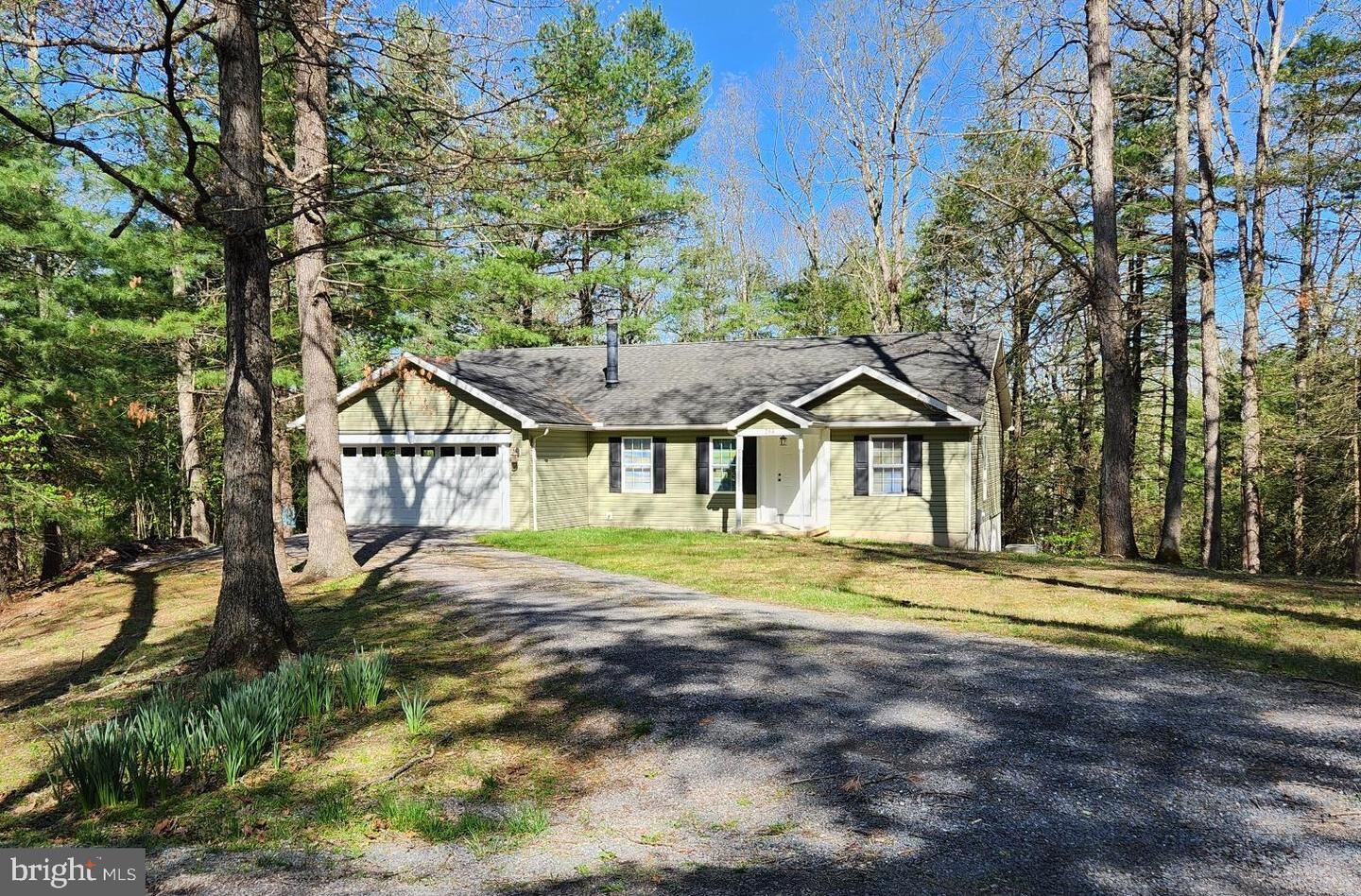 Property Photo: 264 Chestnut Oak Lane WV 25427