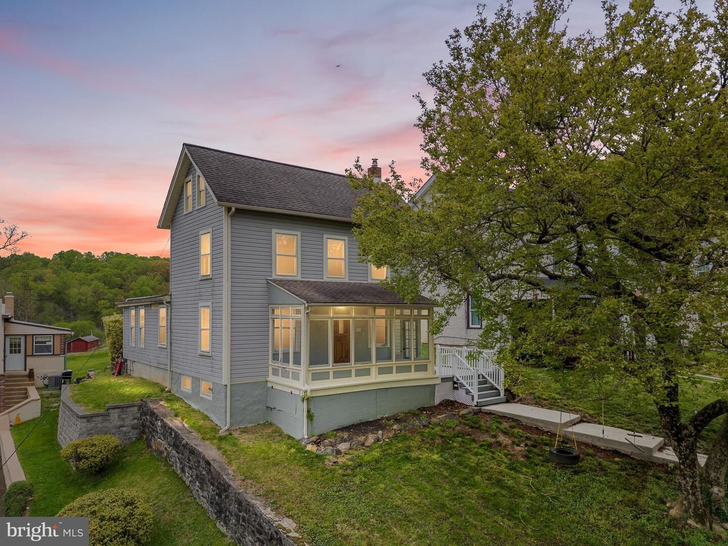 Property Photo: 10 Convent Road PA 19014