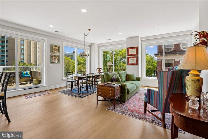 Property Photo:  635 Slaters Lane 301  VA 22314 