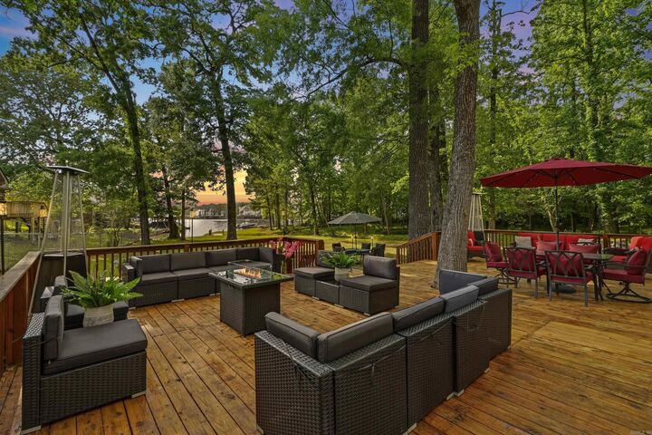 Property Photo: 107 Bayshore Cove AR 71901