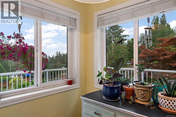 Property Photo: 2197 Henlyn Drive BC V9Z 0N5