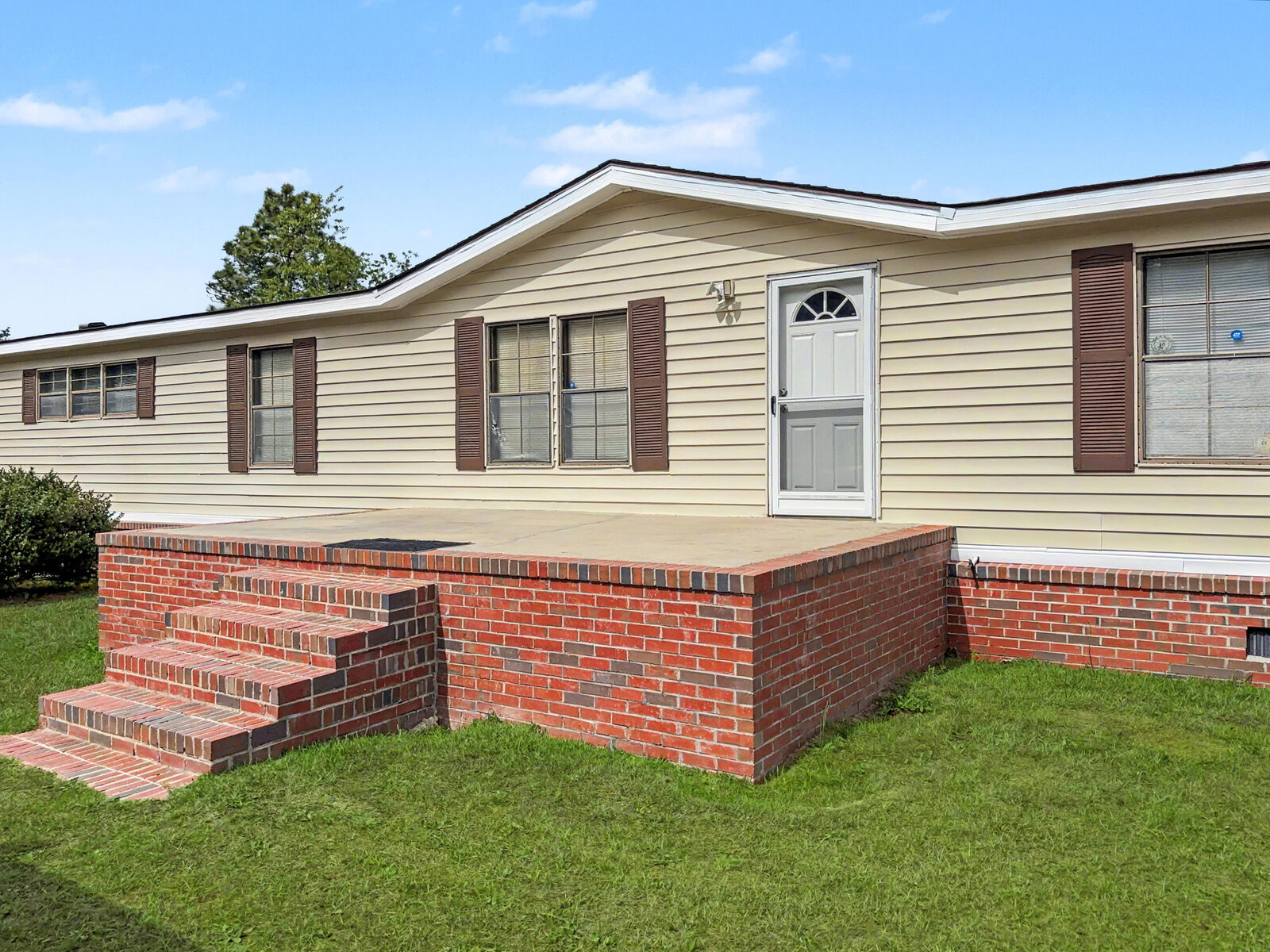 Property Photo:  205 Rister Road  SC 29053 