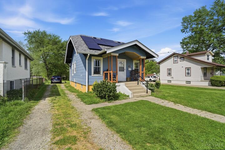 Property Photo: 1382 W Galbraith Road OH 45231