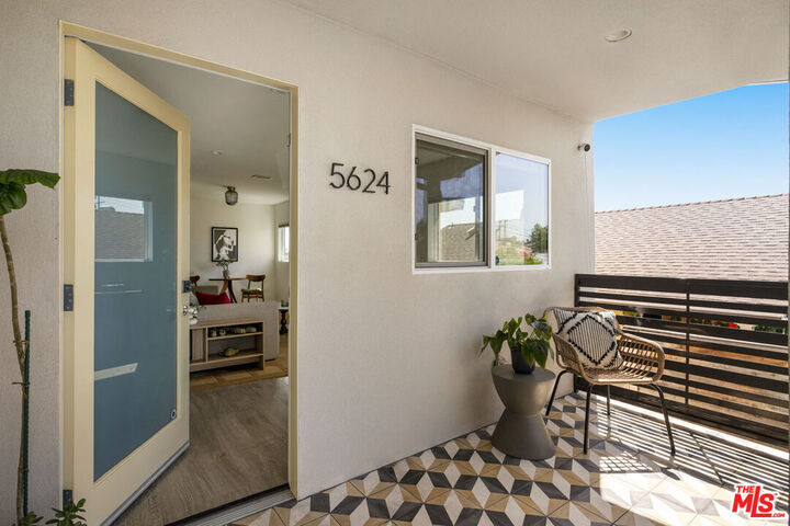 Property Photo:  5624 Stratford Rd  CA 90042 