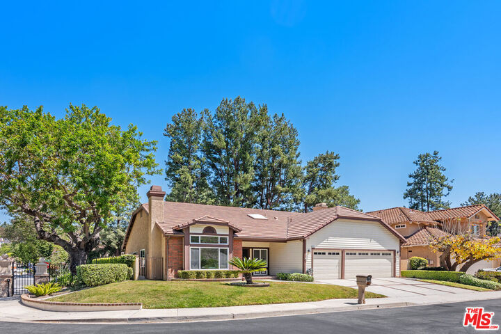 Property Photo:  3240 Casino Dr  CA 91362 