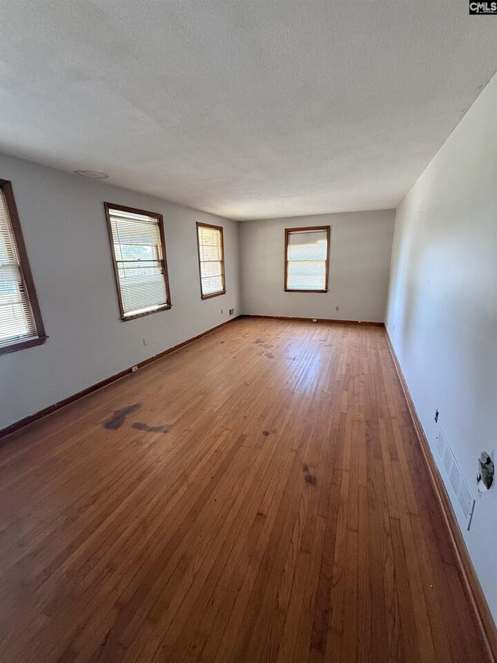 Property Photo:  1922 Rosemary  SC 29033 