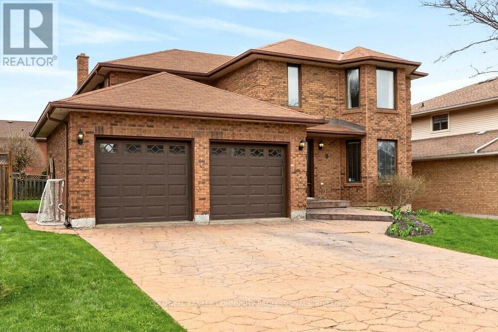 Property Photo: 8 Wyvis Court ON L8G 4W3