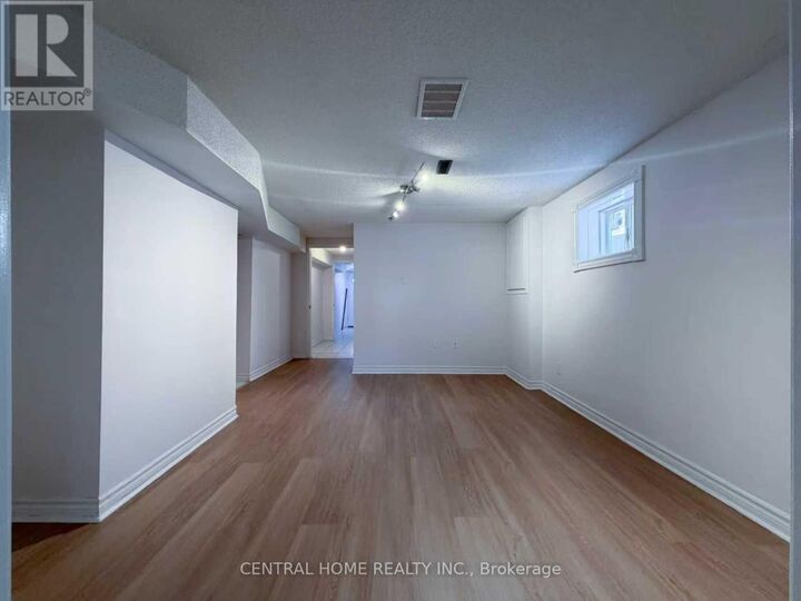 Property Photo:  11 Tineta Crescent Bsmt  ON M1S 2Y5 