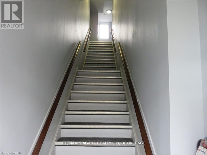 Property Photo:  58 Jarvis Street North 202  ON L2A 2S4 