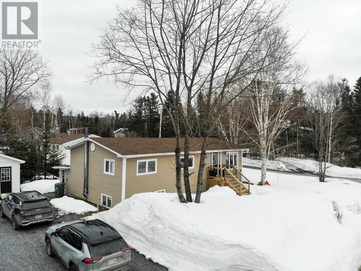 Photo de la propriété:  18 Seventh Avenue  NL A0L 1K0 