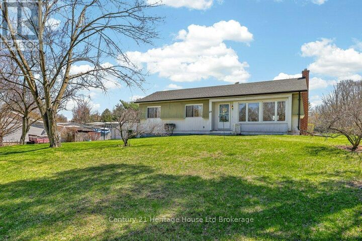 Photo de la propriété:  746112 Township Road 4  ON N4S 7V9 