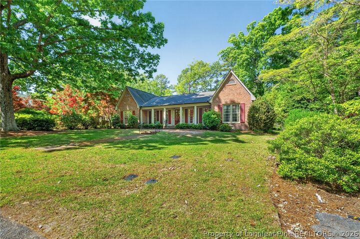 Property Photo:  608 Argyll Road  NC 28303 