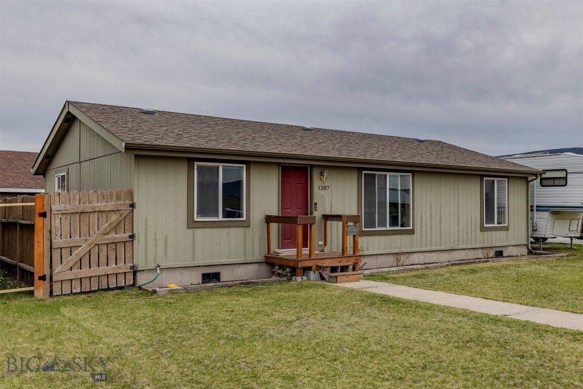 Property Photo:  1207 W Reservoir Street  MT 59047 