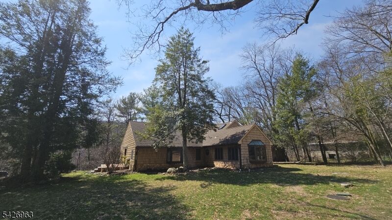 Property Photo:  534 Hamburg Tpke  NJ 07480 