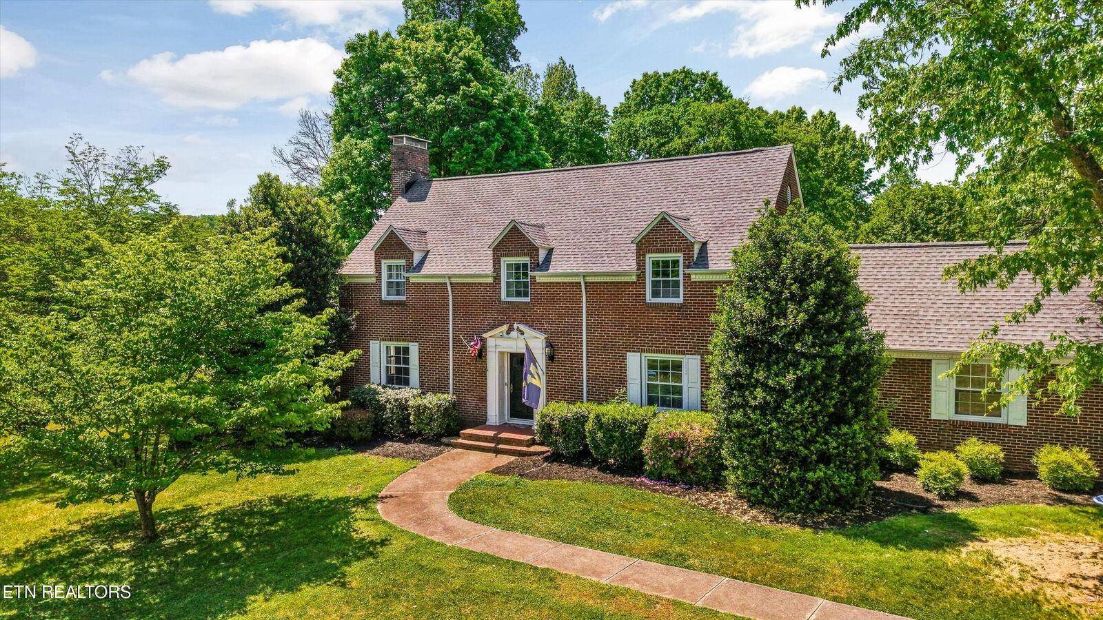 Property Photo:  5005 Beverly Rd  TN 37918 