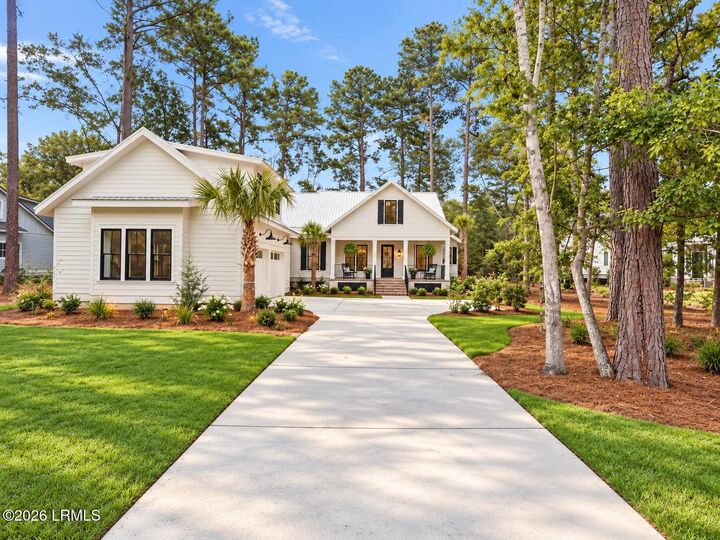 Property Photo:  10 Oldfield Village Road  SC 29909 