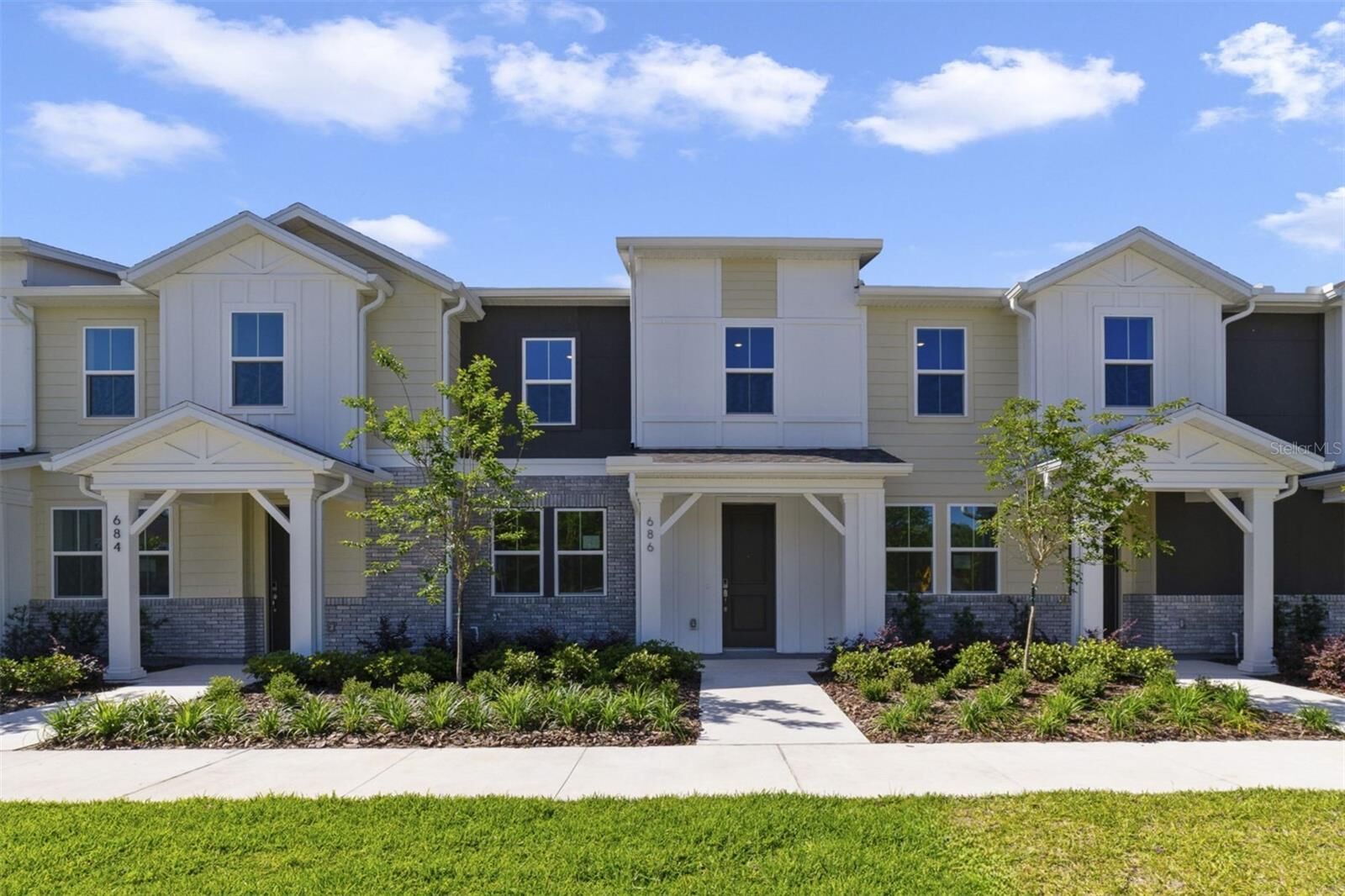 Property Photo:  686 Lola Lane  FL 32765 