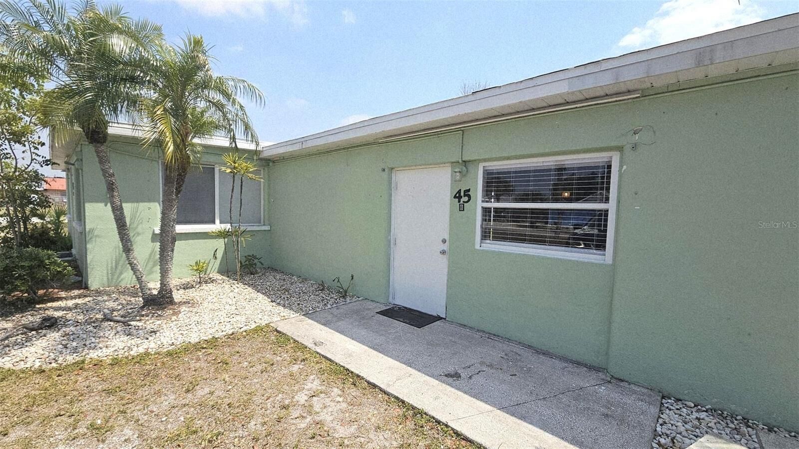 Property Photo: 45 W Langsner Street B FL 34223