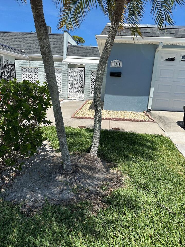 Property Photo:  143 N Boca Ciega Point  FL 33708 