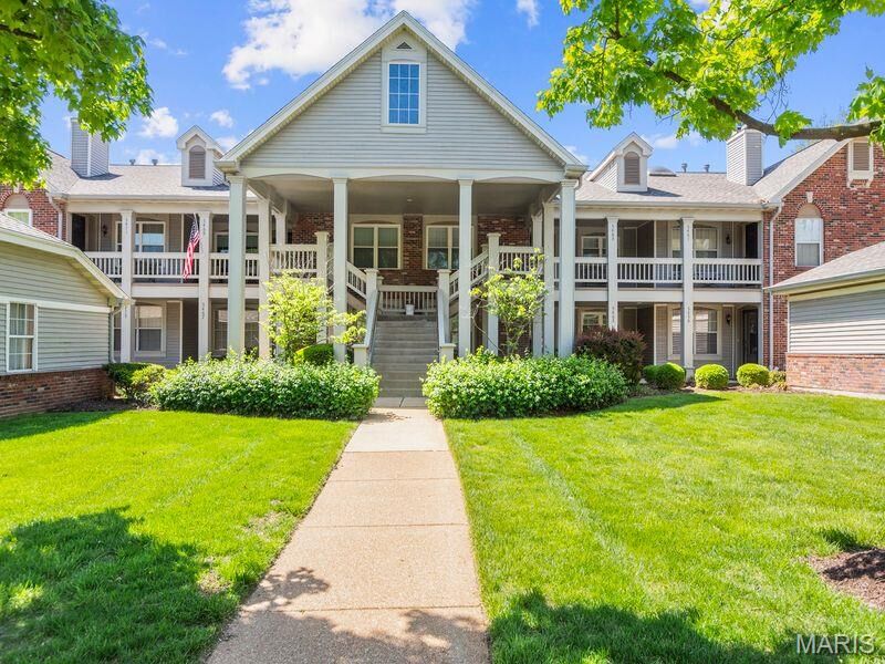 Property Photo:  5459 Kenrick Parke Drive  MO 63119 