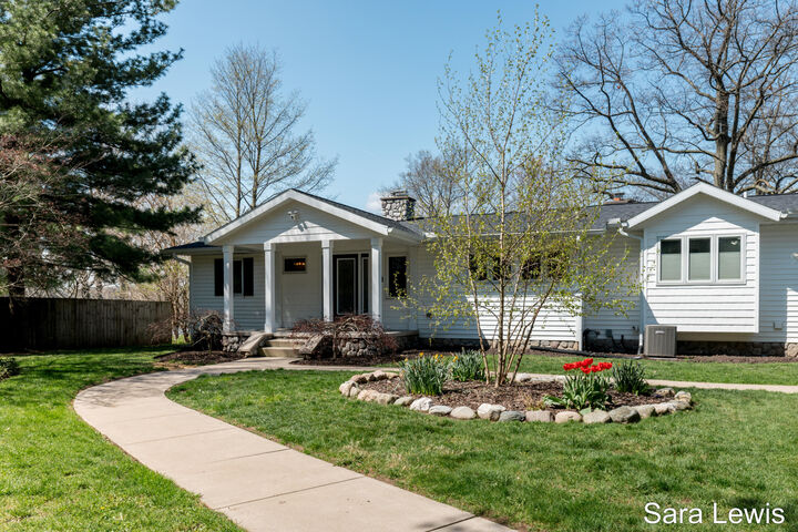 Property Photo:  15710 Rich Lane  MI 49060 
